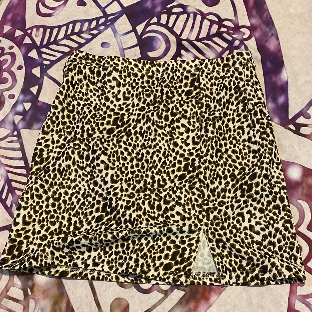 Leopard mini skirt